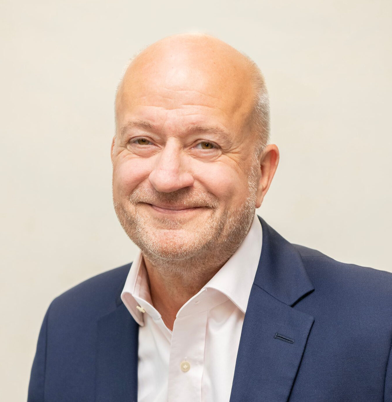 Mike Buser Announcing The London Clinic’s new Chairman, Mike Bussey - Harley ...